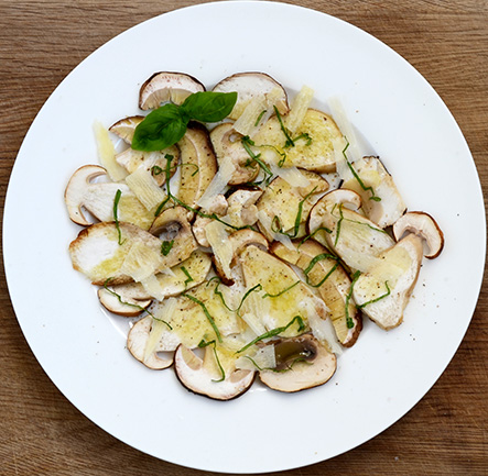 Carpaccio von Steinpilzen